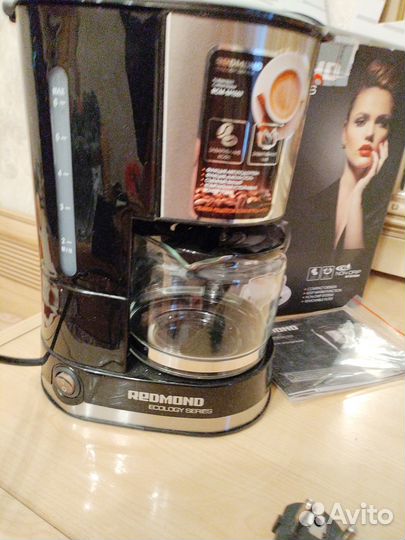 Кофеварка капельня Redmond