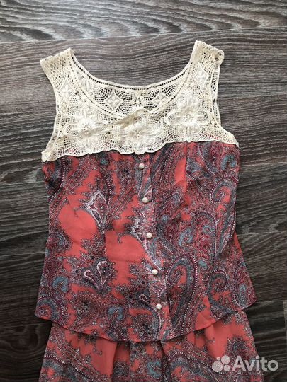 Юбка и блуза, платье