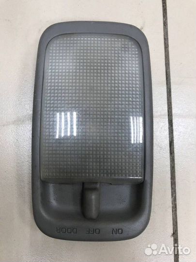 Плафон внутреннего освещения Toyota Corolla