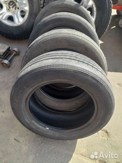 Yokohama BluEarth E75 215/60 R16