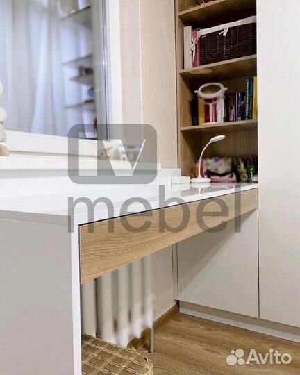 Шкаф двухстворчатый