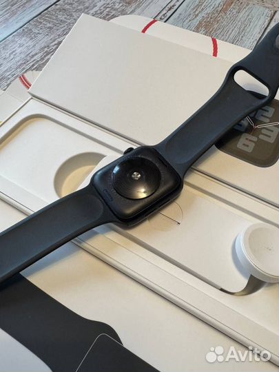 Apple Watch SE 2, 44mm