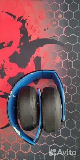 PlayStation 4 slim 1tb