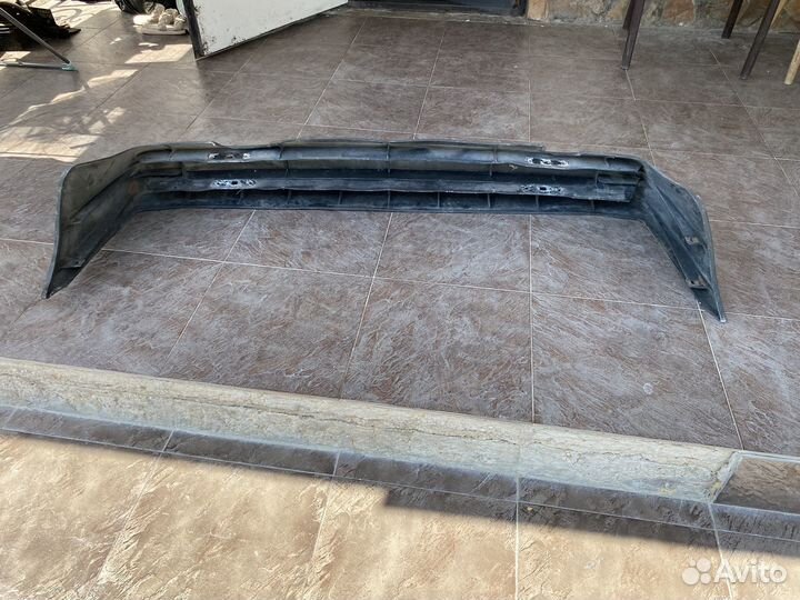 Задний бампер