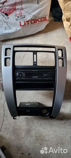 Рамка магнитолы hyundai tucson 1