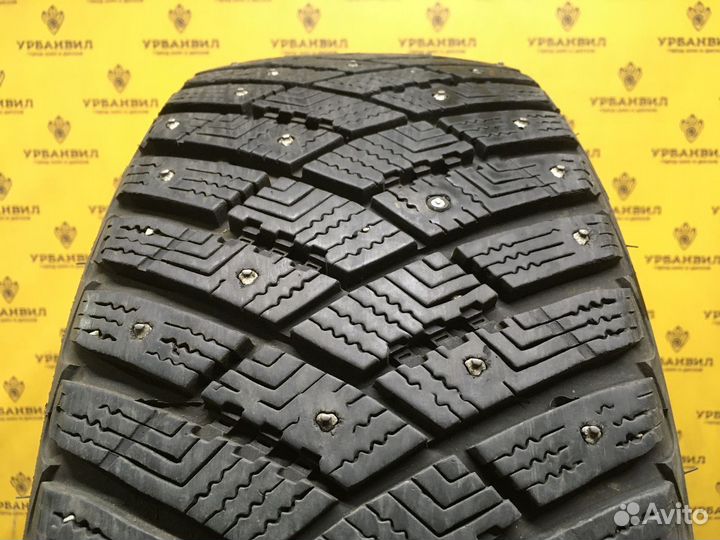 Goodyear Ultragrip Ice Arctic 215/55 R17 98T