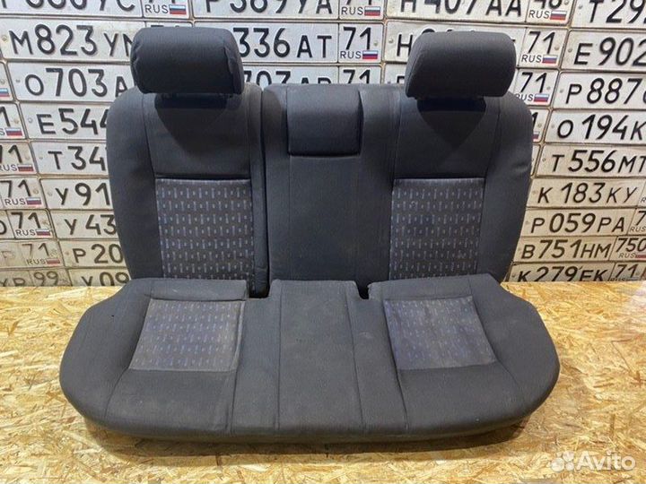 Задний диван Ford Mondeo 3 2002
