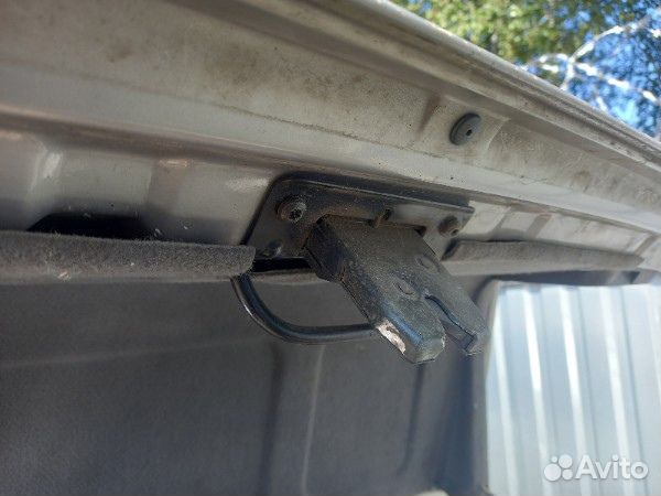 Volvo 960 замок багажника