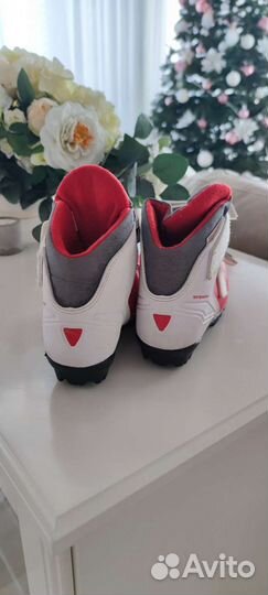 Лыжные ботинки детские 32 размер