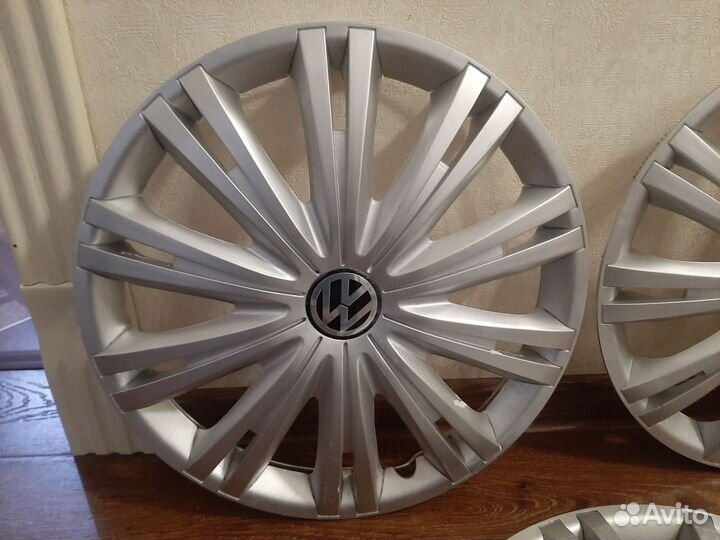 Колпаки на Фольксваген поло r15