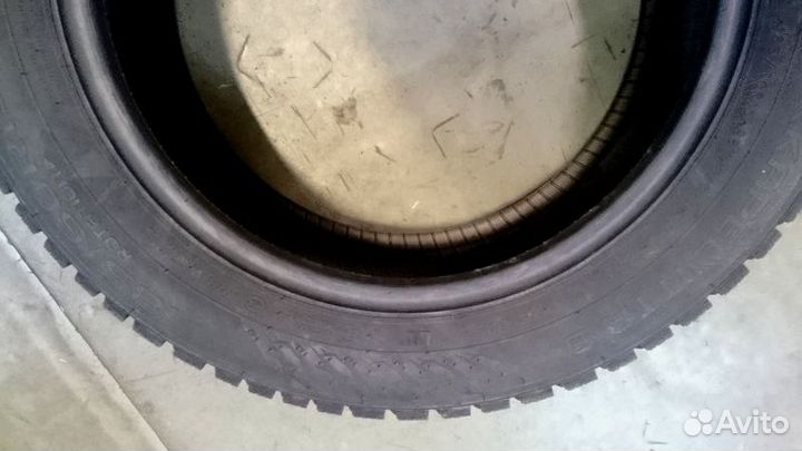 Nokian Tyres Hakkapeliitta 9 215/55 R16 97T