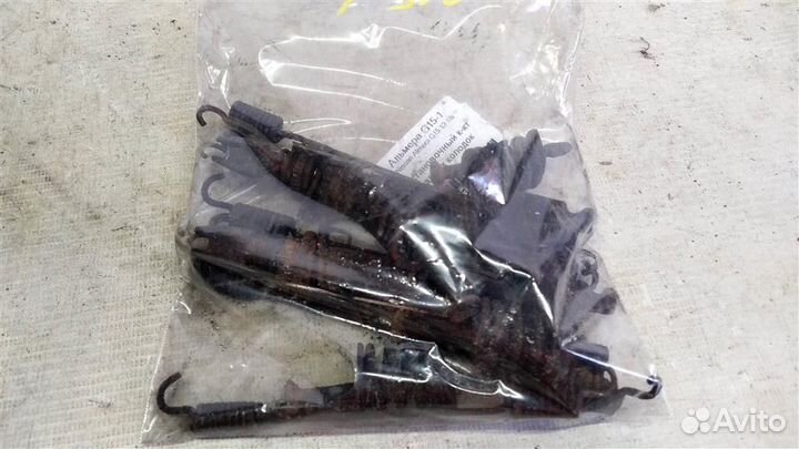 Установочный км-т колодок задних Nissan Almera G1