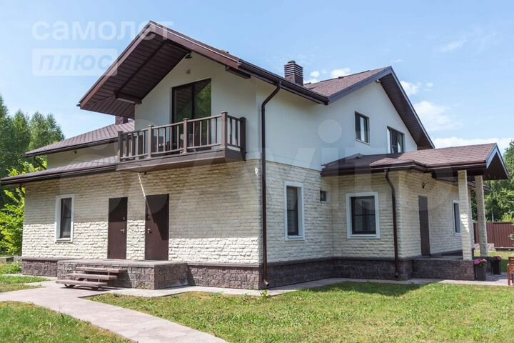 Дом 458 м² на участке 30 сот.