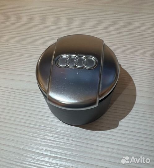 Пепельница audi