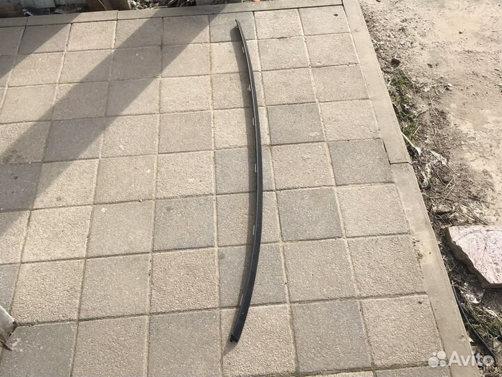 Молдинг крыши правый Renault Fluence 1