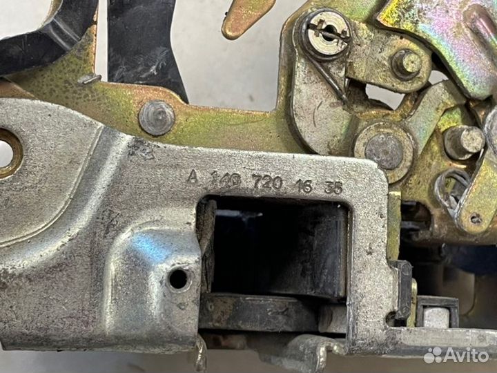 Замок боковой двери передний правый Mercedes-Benz