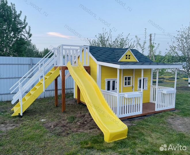 Игровой деревянный домик