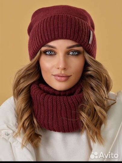 Комплект шапка и снуд женский