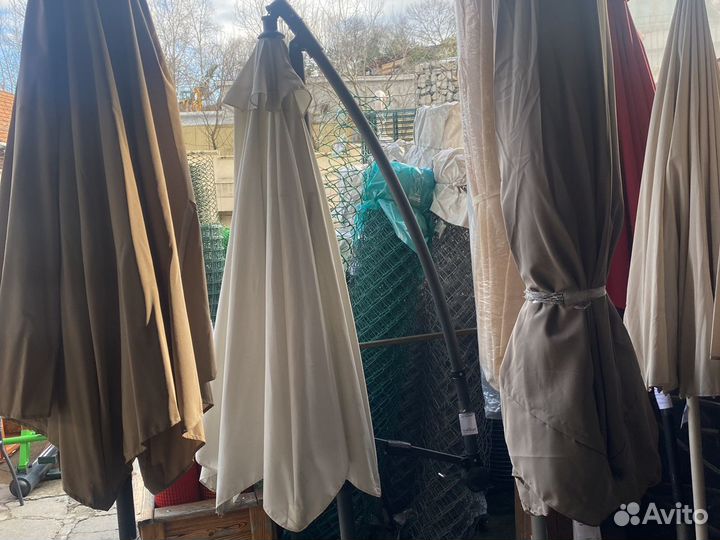 Зонты в Сочи в наличии разные