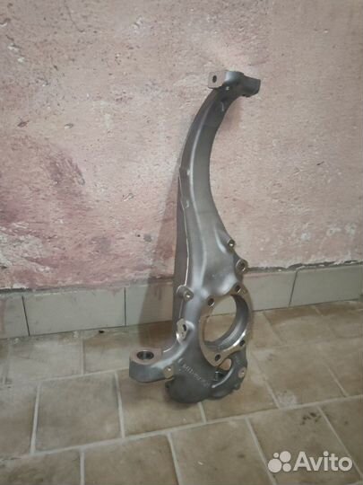 Кулак левый Ауди А8 Д4 Audi A8 D4