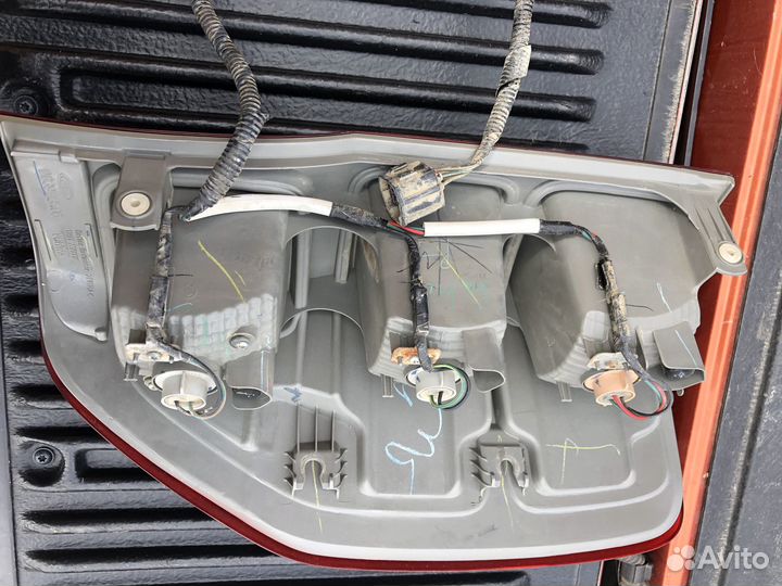 Фонарь задний левый Ford Ranger 2012+