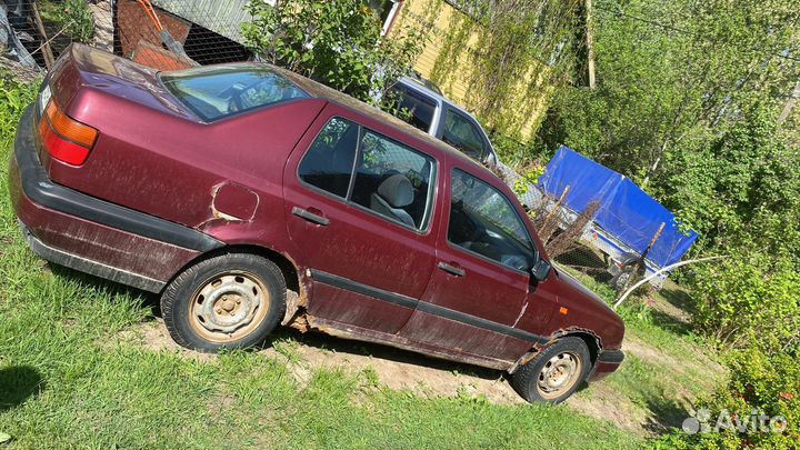 Запчасти на volkswagen vento