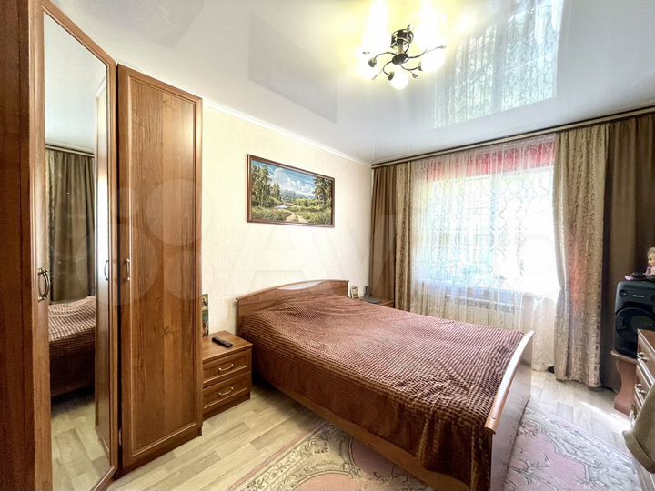 2-к. квартира, 54 м², 1/9 эт.