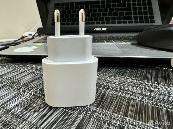 Зарядное устройство apple 20w