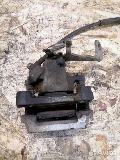 Суппорт задний левый Mazda CX 5 KE