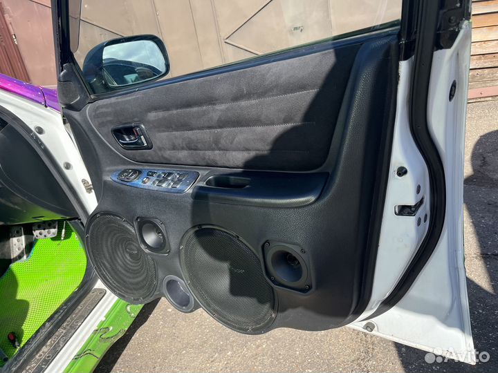 Дверные карты Toyota Altezza автозвук