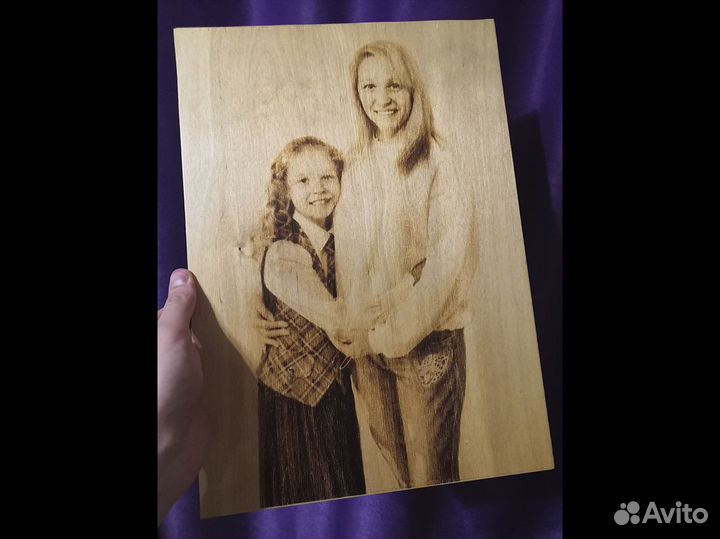 Портрет на дереве