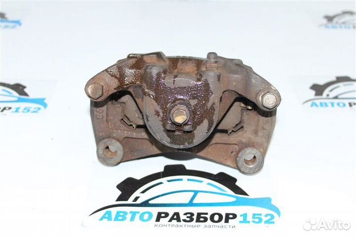 Суппорт тормозной передний правый Nissan Teana J31