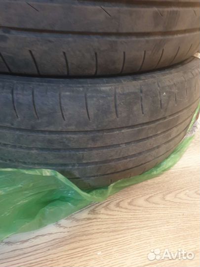 Nexen N'Fera SU1 215/60 R16 95V