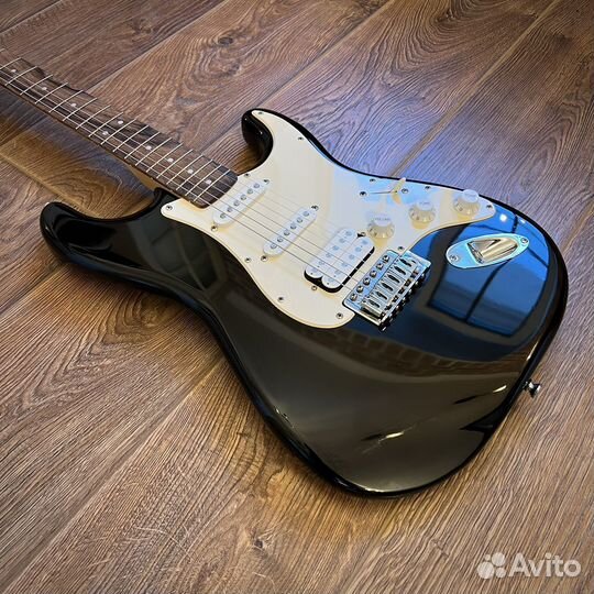 Электрогитара Fender Squier Bullet Stratocaster