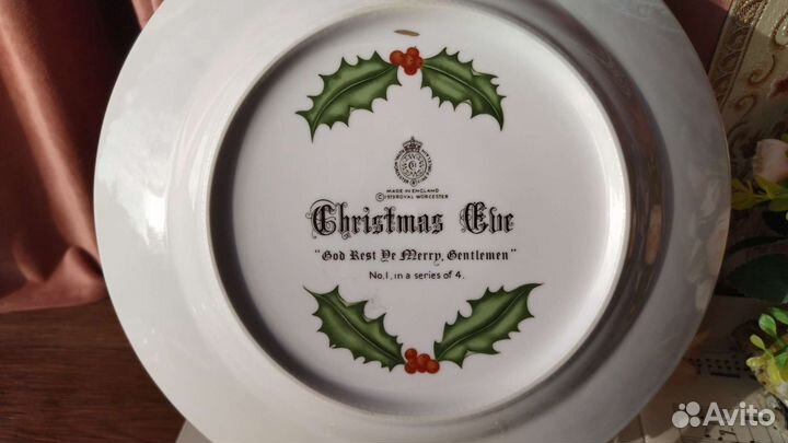 Винтаж. Тарелка Royal Worcester Рождество 1979 год