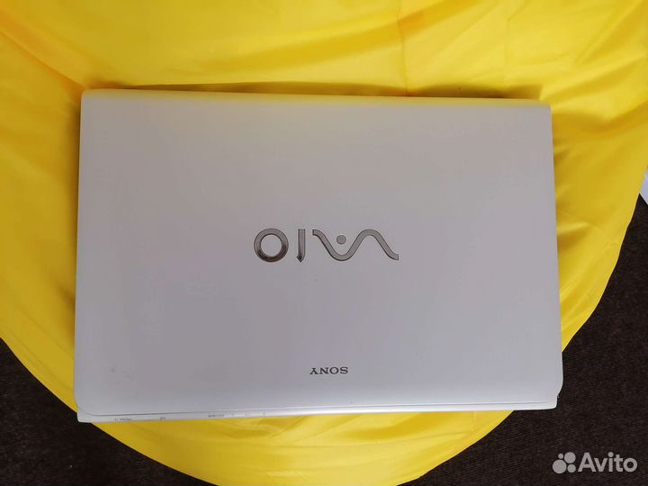 Ноутбук sony vaio sve151j11v