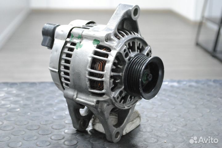 Генератор Chrylser Intrepid 3.3 б/у 90А