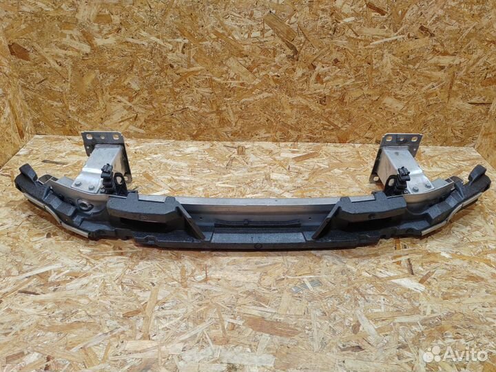 Усилитель бампера Audi A4 B9 2016 8W0807113