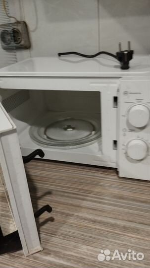 Микроволновая печь на запчасти