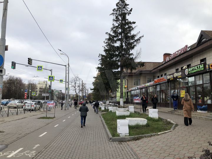 Сдаю от 2 м² в ТЦ 