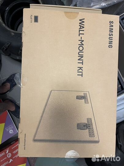 Кронштейн Samsung WMN-R30EB для тв 85