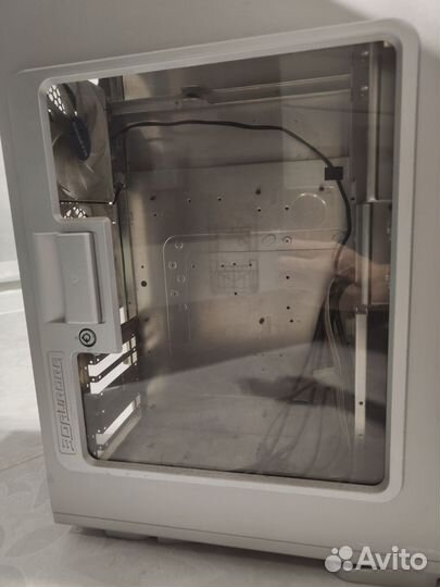 Корпус Gigabyte Aurora