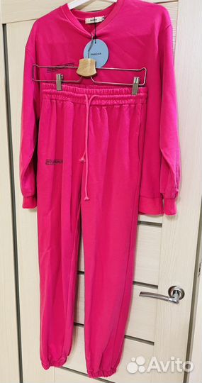 Спортивный костюм женский 42 44