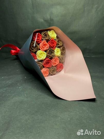 Шоколадные Розы - 19 шт в Букете