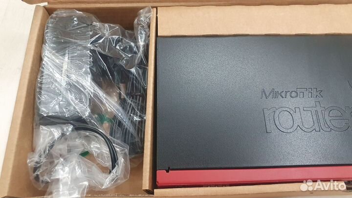 Маршрутизатор mikrotik RB2011UiAS-2HnD-IN 10X100