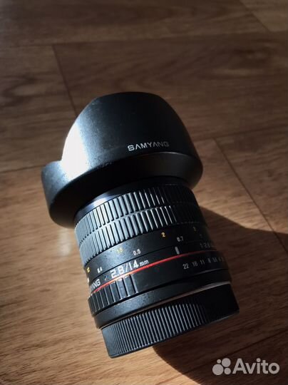 Широкоугольный Объектив Samyang 14mm f/2.8 Canon