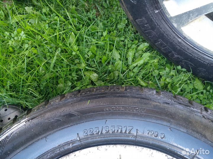 Sailun Ice Blazer Arctic SUV 225/65 R17
