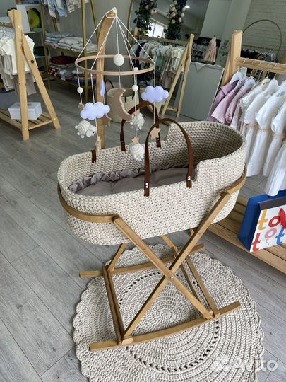 Вязанная люлька корзина для выписки вналичии