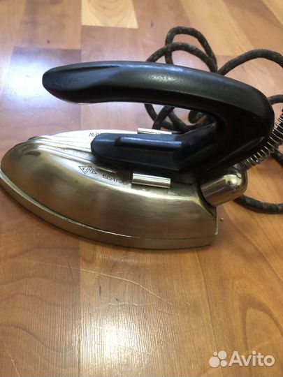 Ютюг дорожный. Редкий. 1954г