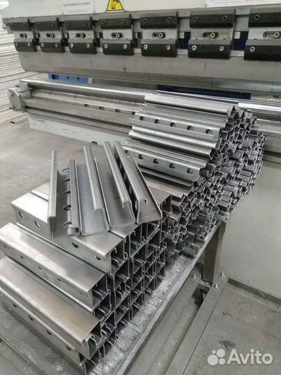 Рубка металла на гильотине до 5 мм